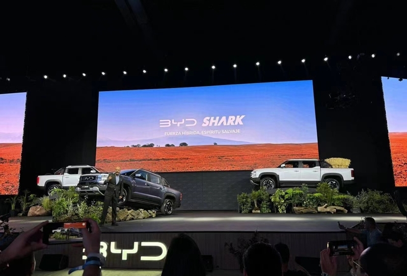 比亚迪首款皮卡SHARK墨西哥正式亮相  价格38.62万起